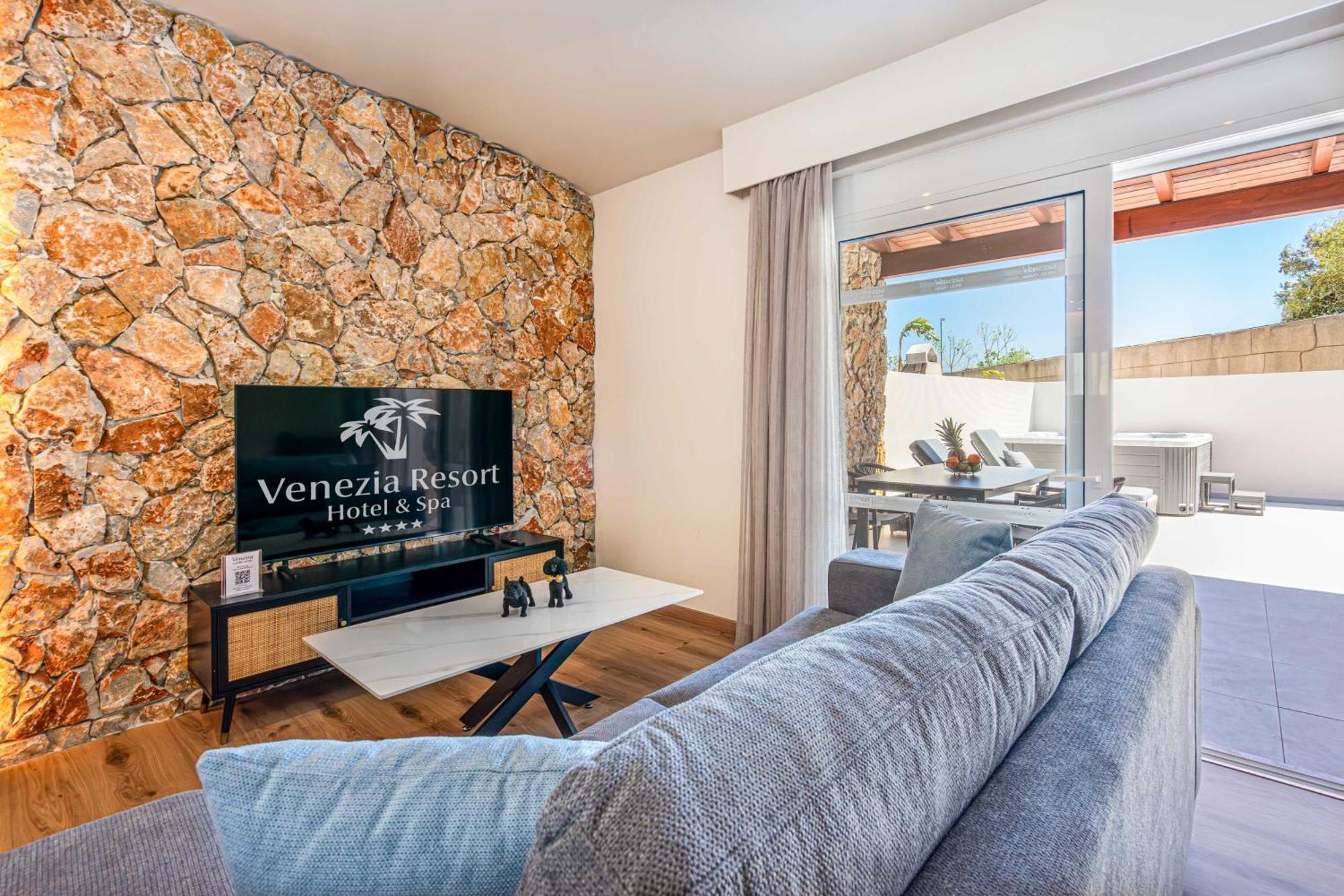 Venezia Luxury Living Villas, Faliraki Exterior foto
